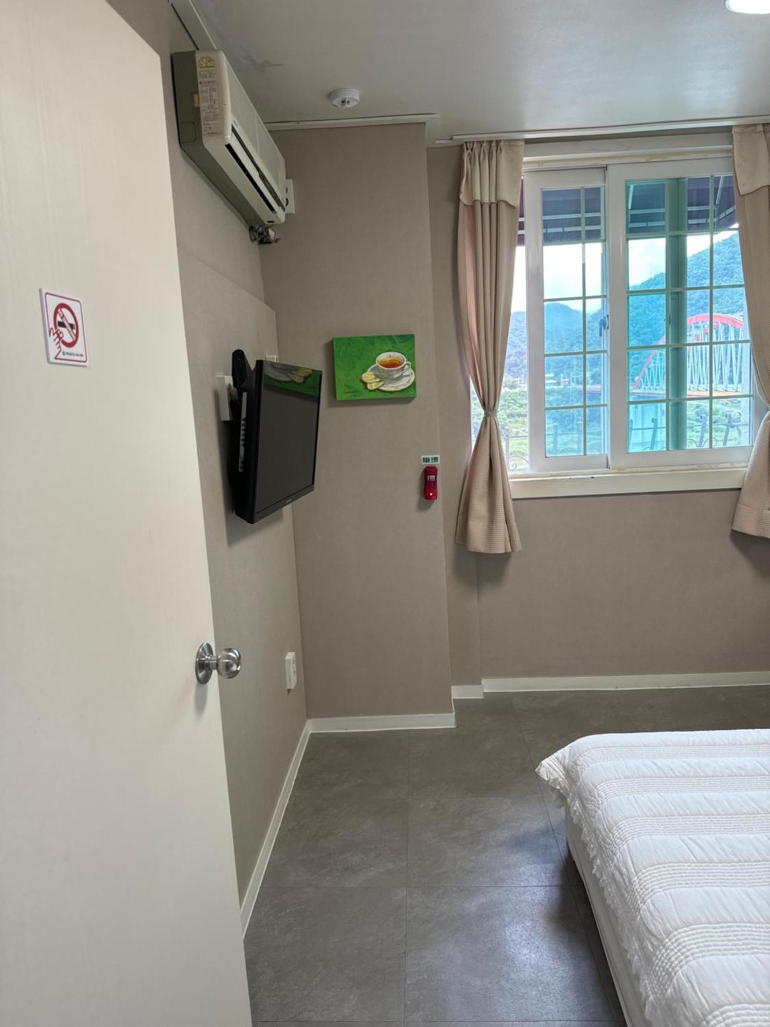 Danyang Rio 127 Guesthouse מראה חיצוני תמונה